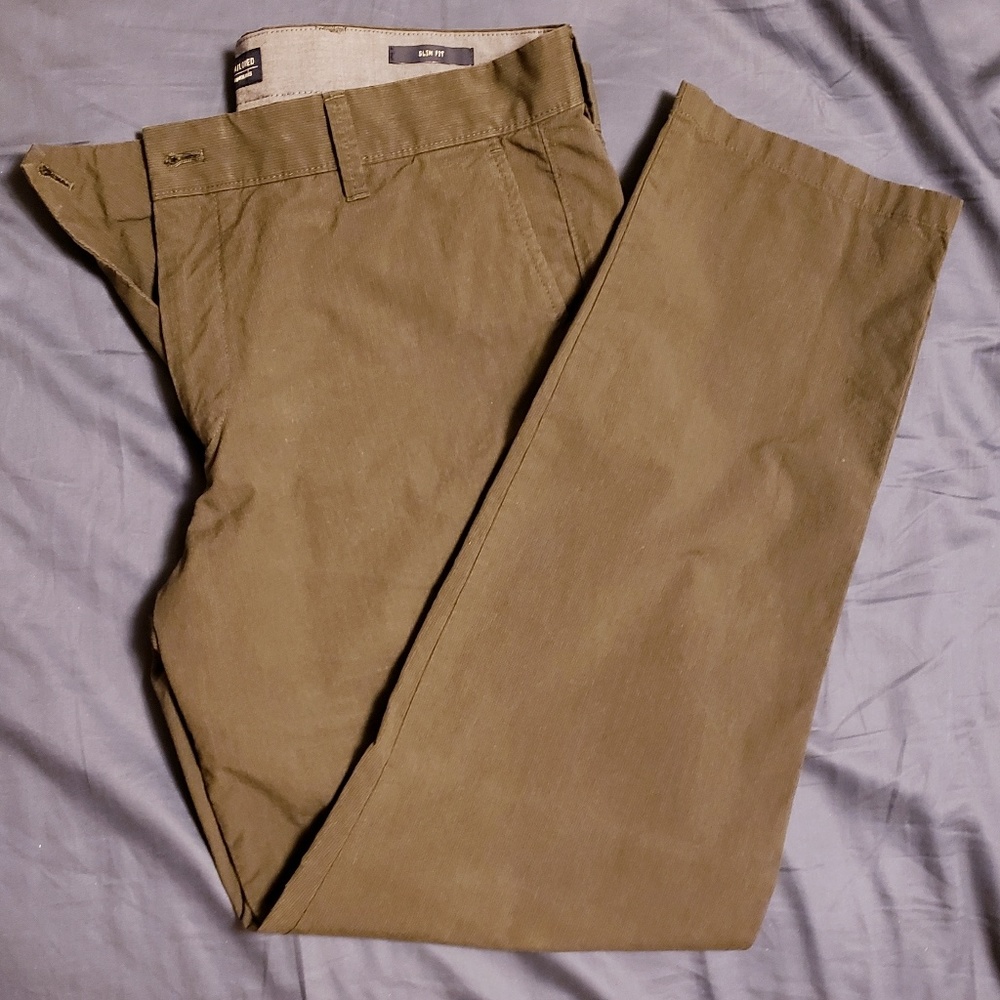 GAP Tailored Slim Fit Pants